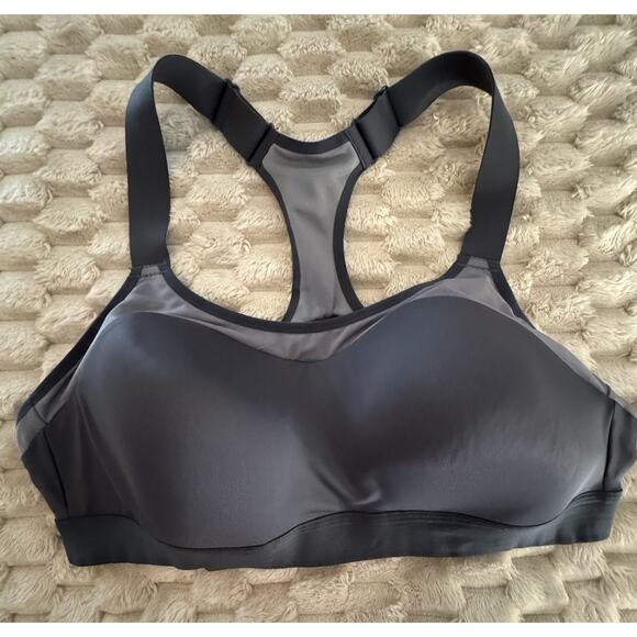 Brooks Sports Bra Dare Racerback Run Holds Me In Asphalt Gray 42C - Picture 1 of 4